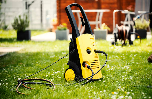 Best Animal Enclosure Cleaning  in Russell, PA